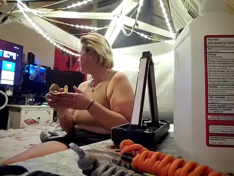 lit702 online show from 10-16-25, 08:59