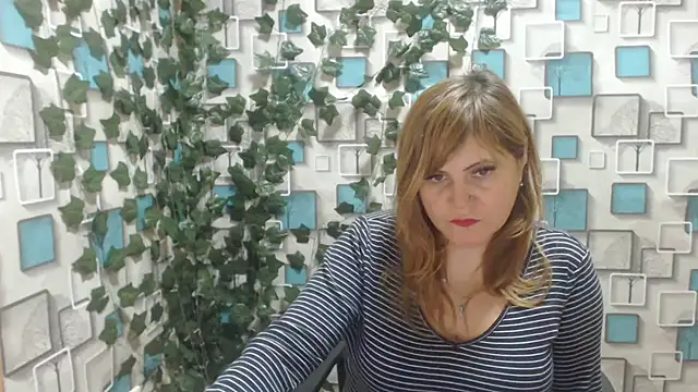 DaniellaKiss online show from 02-10-25, 05:09