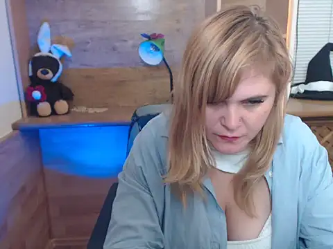 DaniellaKiss online show from 10-09-25, 08:18