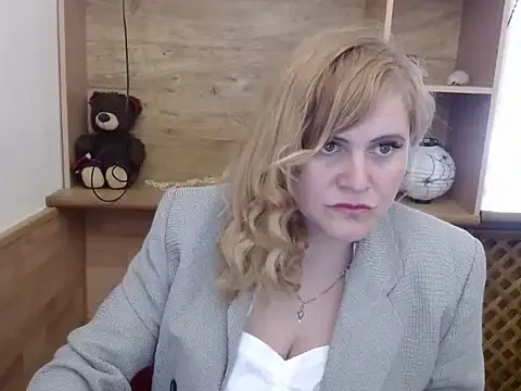 DaniellaKiss online show from 05-12-26, 12:57