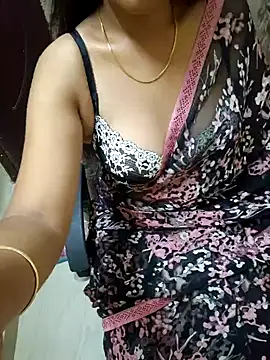 Snapshot of Roja-Telugu777 chatting on 01-09-25, 02:18 Roja-Telugu777 online show from 01-09-25, 02:18