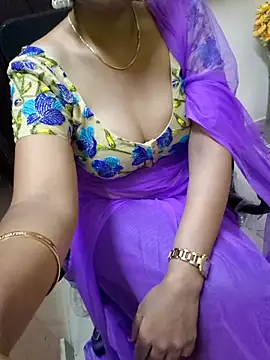 Snapshot of Roja-Telugu777 chatting on 03-06-25, 02:40 Roja-Telugu777 online show from 03-06-25, 02:40