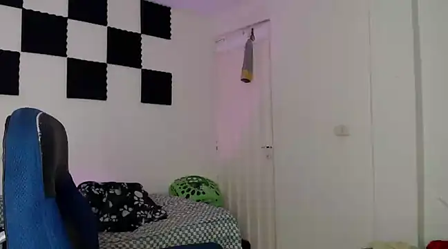 bryamado69 online show from 02-06-25, 08:29