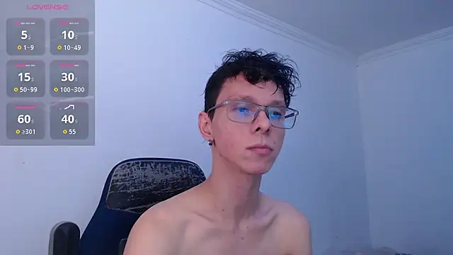 Snapshot of bryamado69 chatting on 07-22-26, 02:20 bryamado69 online show from 07-22-26, 02:20