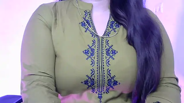 Cute-Ayesha online show from 09-15-25, 07:52