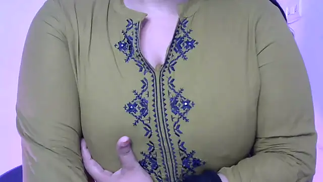 Cute-Ayesha online show from 09-27-25, 08:08