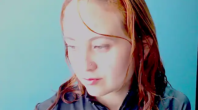 zoe jones3 online show from 12-20-24, 01:11