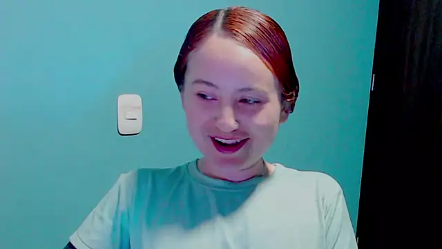 zoe jones3 online show from 12-22-24, 10:17