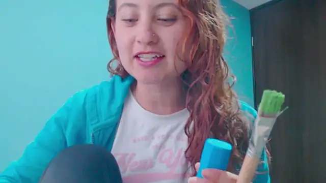 zoe jones3 online show from 02-18-25, 10:36