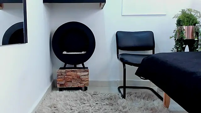 LenaRuiz  online show from 01-22-25, 03:07