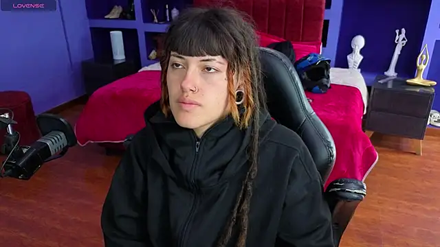  sharlotte777 online show from 09-18-25, 02:08