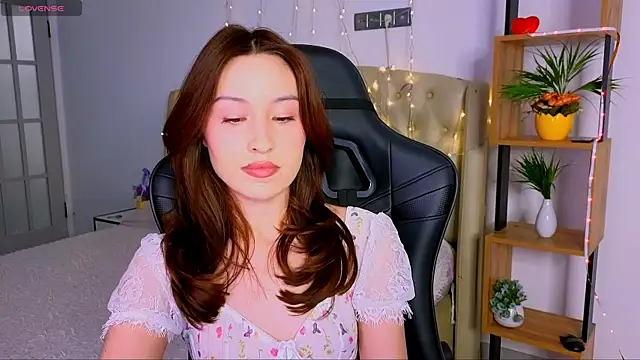 Ann  Cute online show from 03-19-25, 08:55