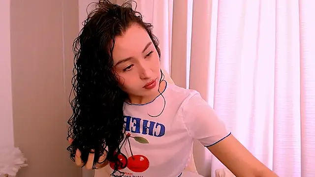 Snapshot of Ann__Cute chatting on 02-20-26, 07:21 Ann Cute online show from 02-20-26, 07:21