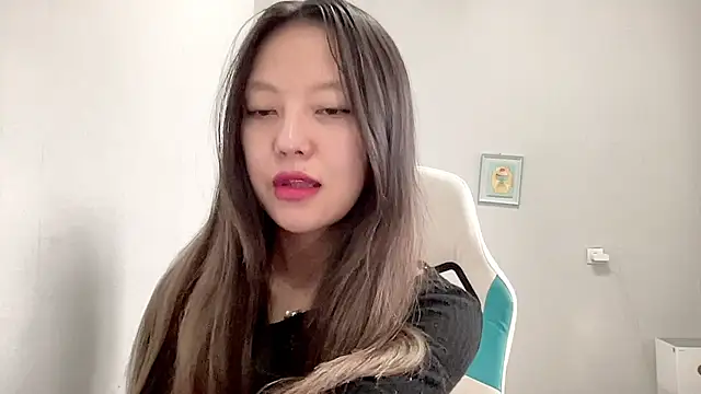 Risalynn online show from 02-25-25, 03:09