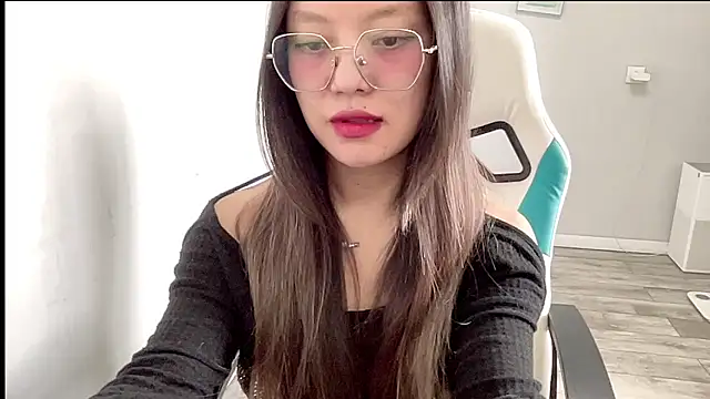 Risalynn online show from 02-28-25, 06:10