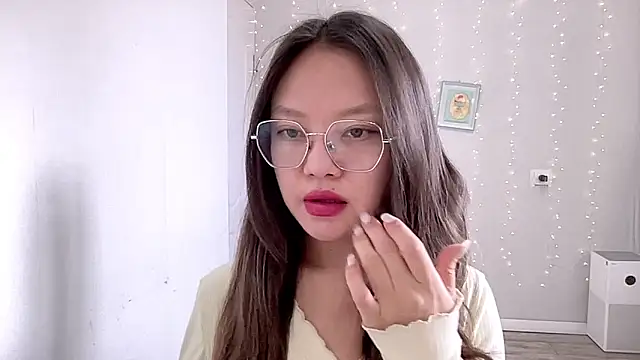 Risalynn online show from 03-15-25, 03:07