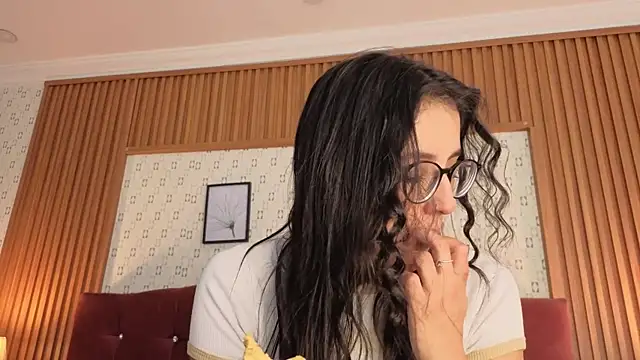 Princess Violett online show from 05-06-26, 02:33