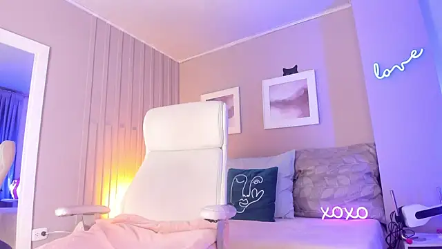 jess ox online show from 03-22-25, 08:04