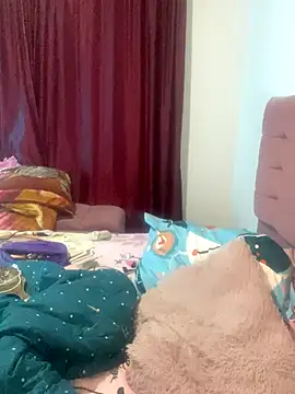 Snapshot of Miaa_coopeer chatting on 10-02-25, 04:41 Miaa coopeer online show from 10-02-25, 04:41