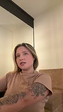 MiaPetit  online show from 12-20-25, 06:04