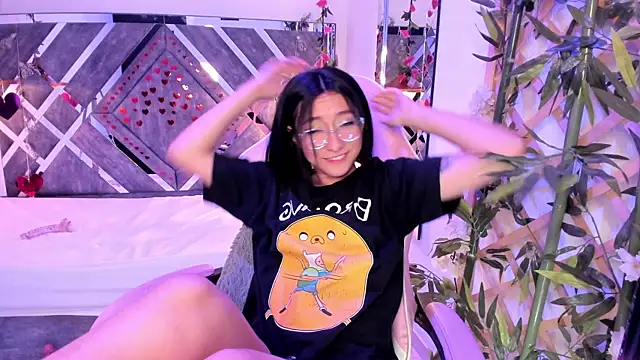 Nanachi Cook online show from 01-24-25, 02:18