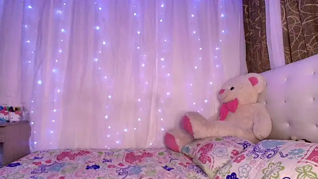 ivonjoness online show from 05-12-26, 03:47