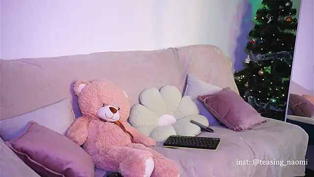 aesthetics  tease online show from 12-23-24, 02:35