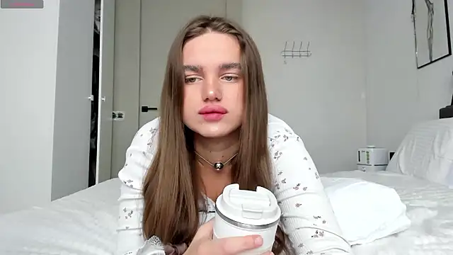 aesthetics  tease online show from 03-17-25, 01:57