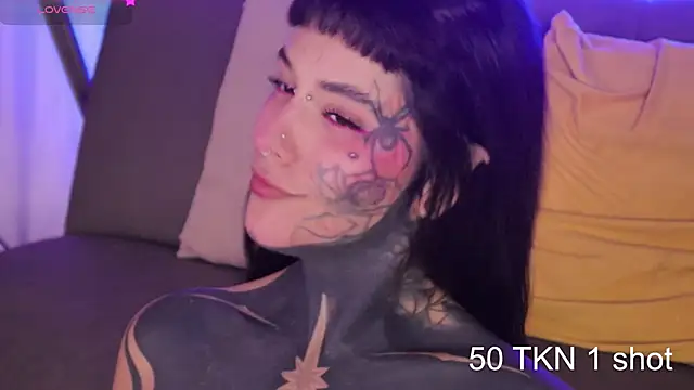 Snapshot of FairyFlexxxx chatting on 02-24-26, 12:52 FairyFlexxxx online show from 02-24-26, 12:52