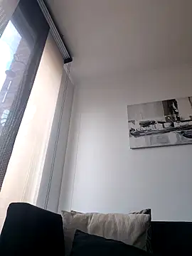 Snapshot of Latiinvenushot chatting on 03-11-26, 02:34 Latiinvenushot online show from 03-11-26, 02:34