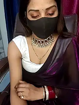 Snapshot of Hotty-anushka chatting on 01-25-25, 07:18 Hotty-anushka online show from 01-25-25, 07:18