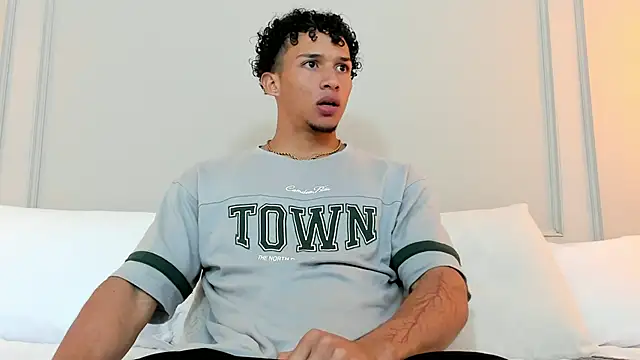 Dominick star online show from 12-29-24, 03:33