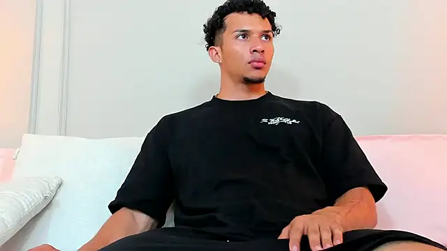 Dominick star online show from 01-15-25, 04:04