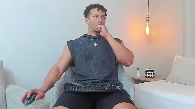 Dominick star online show from 02-08-25, 04:03