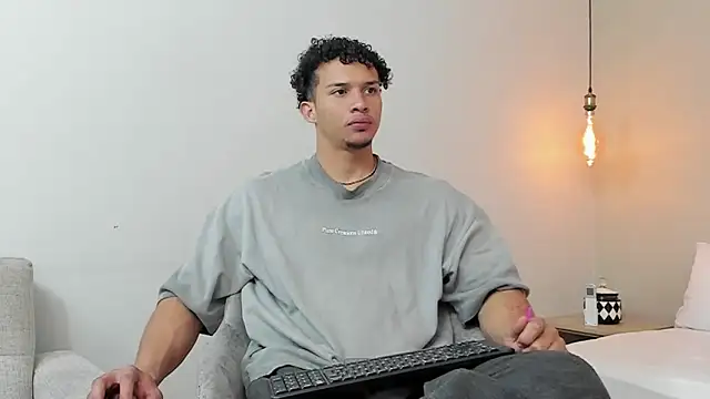 Dominick star online show from 02-09-25, 04:25