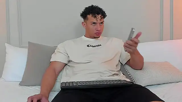 Dominick star online show from 03-02-25, 03:24