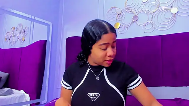 Snapshot of Sofi_Fox_ chatting on 02-28-25, 01:14 Sofi Fox online show from 02-28-25, 01:14