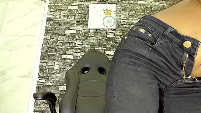 Kaitllyn Queen online show from 03-06-25, 12:32