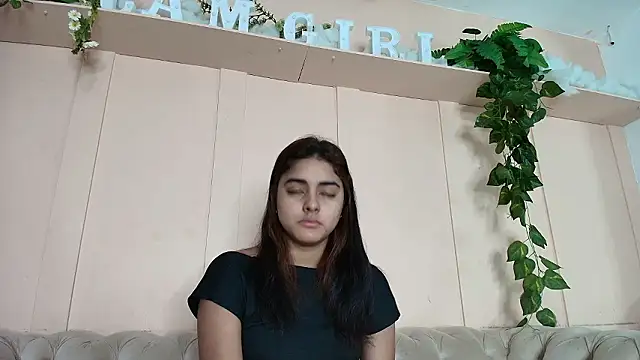 natalia aguirre1 online show from 03-21-26, 12:10