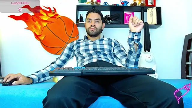 akeemdavid 05 online show from 05-13-26, 06:38