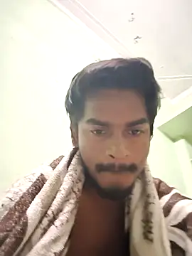 Snapshot of Vamshihyd chatting on 07-11-26, 01:41 Vamshihyd online show from 07-11-26, 01:41
