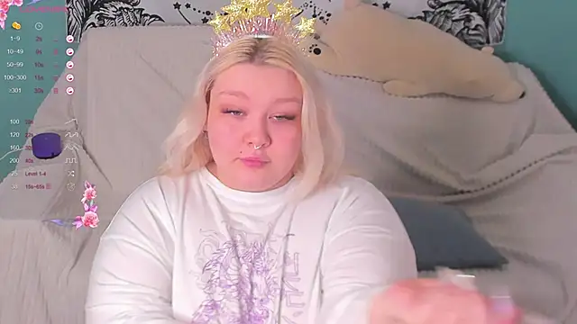 LilyBelll online show from 12-30-24, 07:21