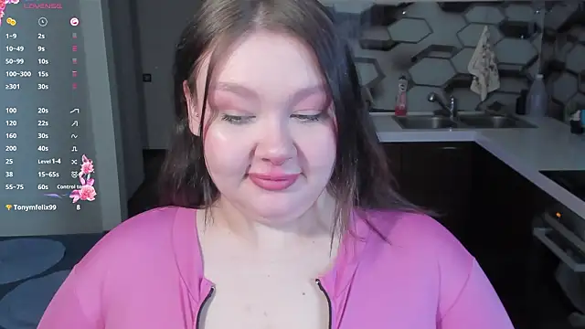 LilyBelll online show from 02-02-26, 05:06