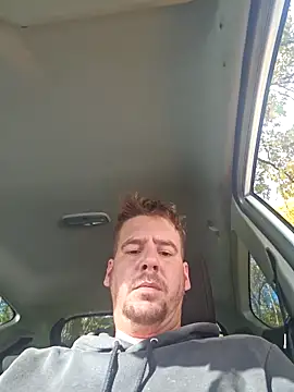 Titanhoott online show from 10-30-25, 12:50