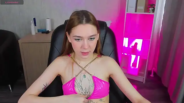 Lesi Moonie01 online show from 03-13-25, 08:37