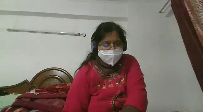 cutiecatty21 online show from 12-31-24, 04:57