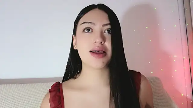 Snapshot of Sweet-Sophiee chatting on 07-06-26, 01:35 Sweet-Sophiee online show from 07-06-26, 01:35