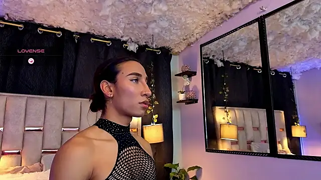 Nathan Smith  online show from 09-20-25, 07:59