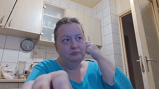 melissaBlessing online show from 10-20-25, 02:23