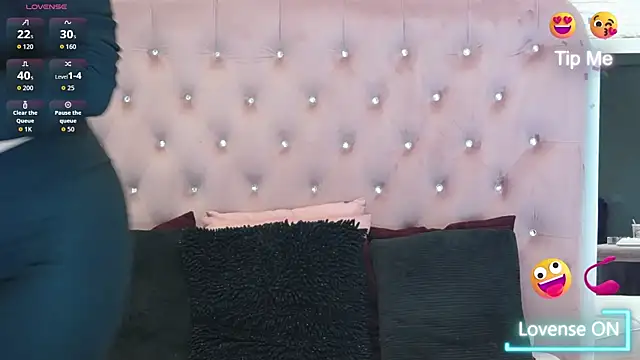 KikiSweet08 online show from 09-23-25, 04:15